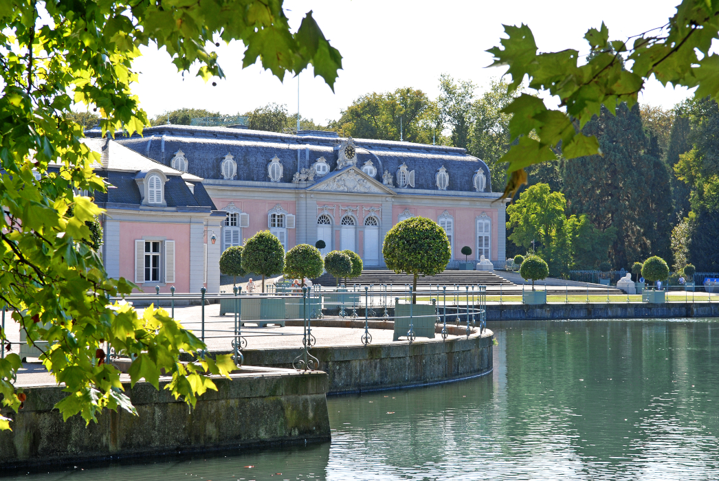 Schloss Benrath in der Nachbarschaft